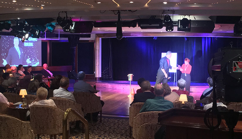 Wolfgang Riebe	www.wolfgangriebe.com