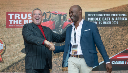 Wolfgang Riebe	www.wolfgangriebe.com